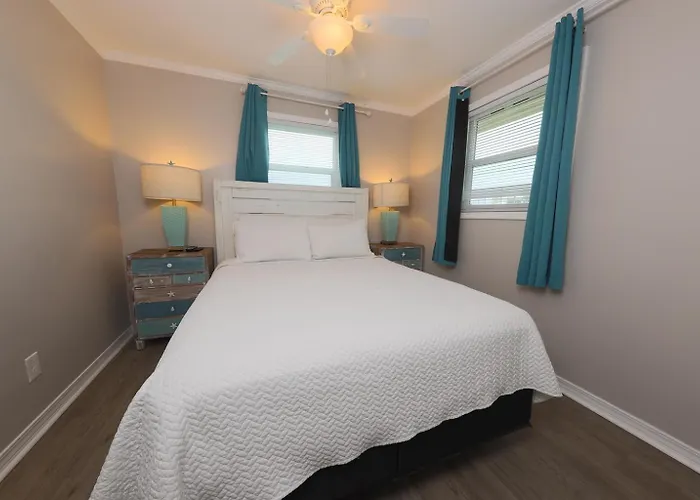 Apartment Gulf Village 2 Bedroom - 2 Pools - Summer Getaway- Free Daily Activities Gulf Shores