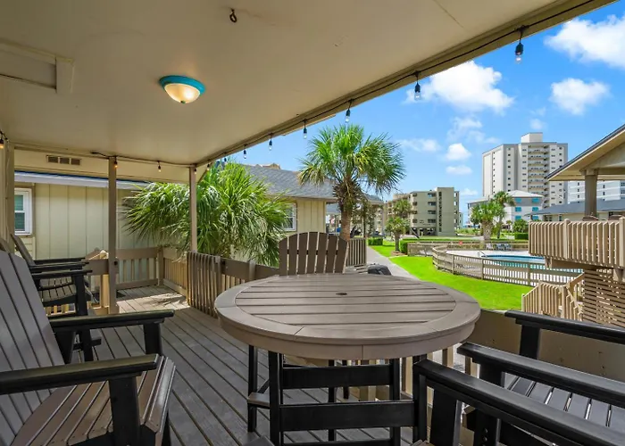 Gulf Village 2 Bedroom - 2 Pools - Fall Family Fun! Apartment
