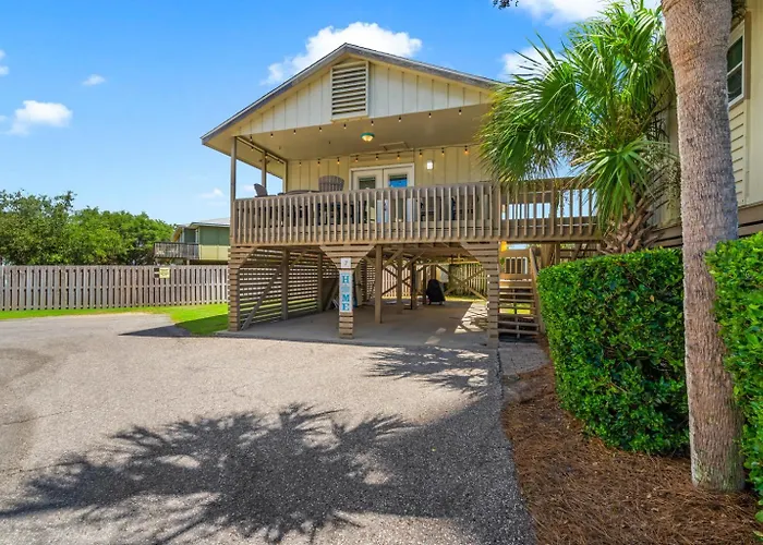 Gulf Village 2 Bedroom - 2 Pools - Fall Family Fun! Apartment Gulf Shores