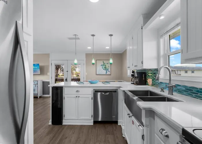 Apartment Gulf Village 2 Bedroom - 2 Pools - Fall Family Fun! *