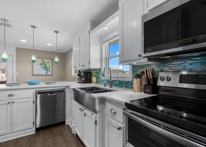 Gulf Village 2 Bedroom - 2 Pools - Fall Family Fun! Apartment