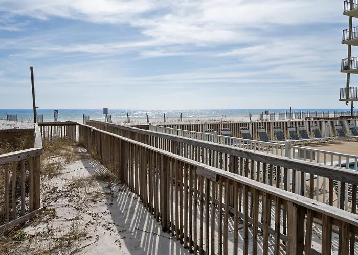 Gulf Village 2 Bedroom - 2 Pools - Fall Family Fun! *