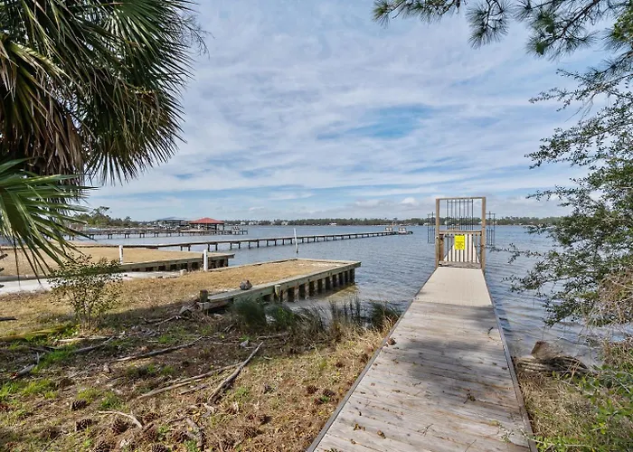 Gulf Village 2 Bedroom - 2 Pools - Fall Family Fun! *
